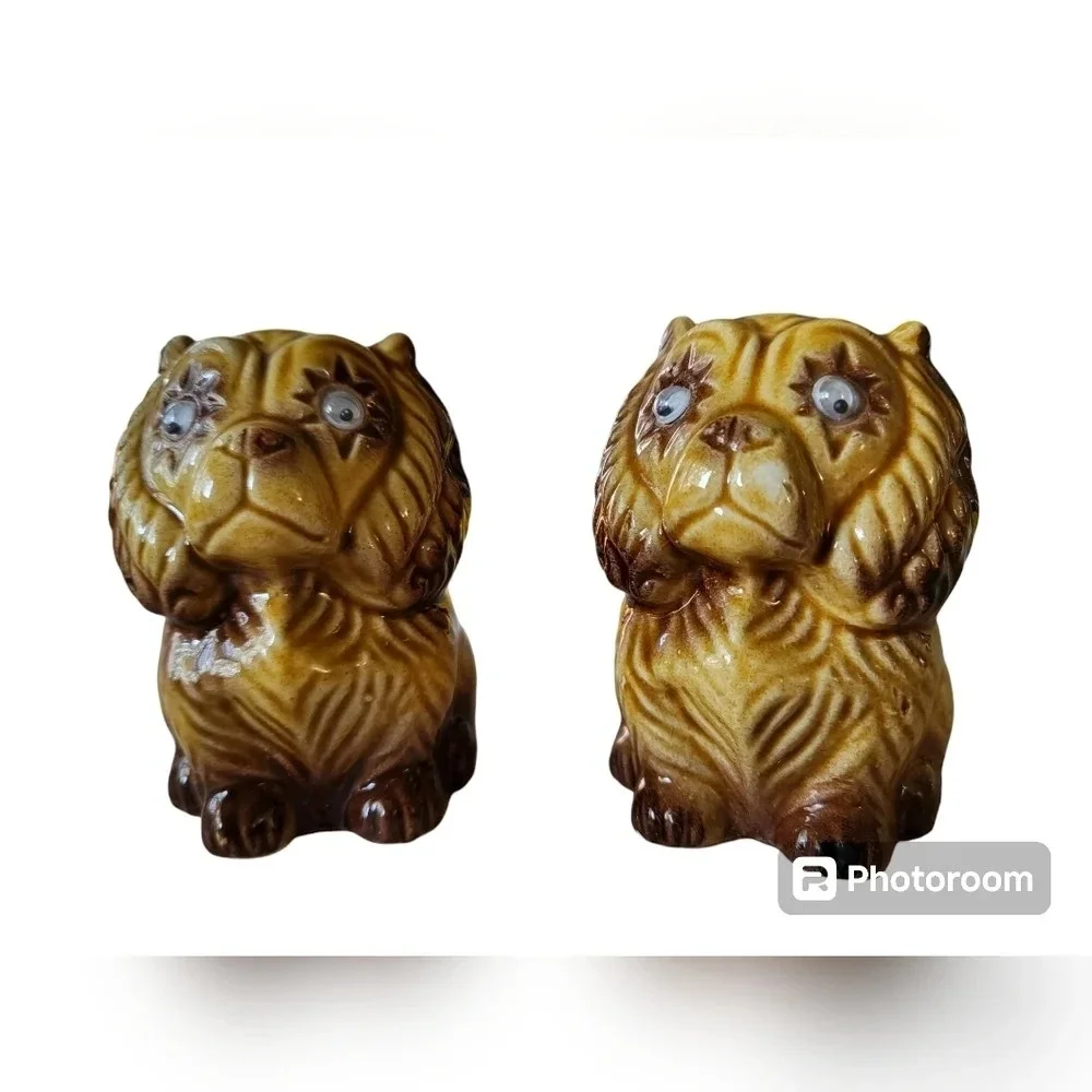 Vintage ceramic dog salt‎ & pepper shakers